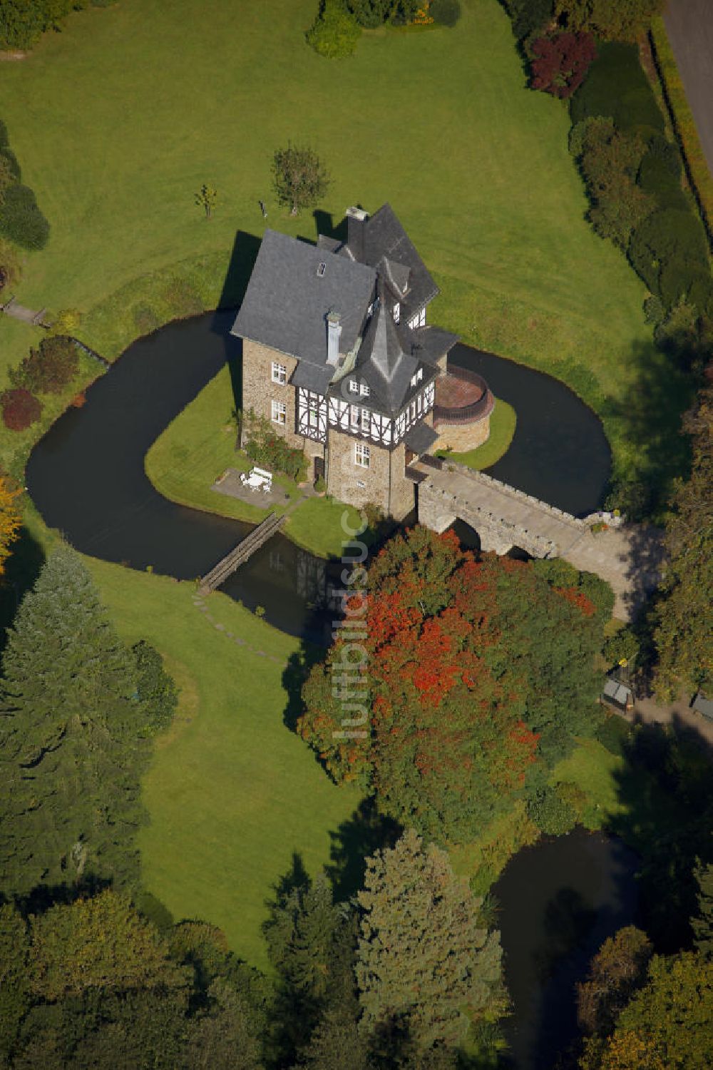 Meinerzhagen aus der Vogelperspektive: Schloss Badinghagen bei Meinerzhagen