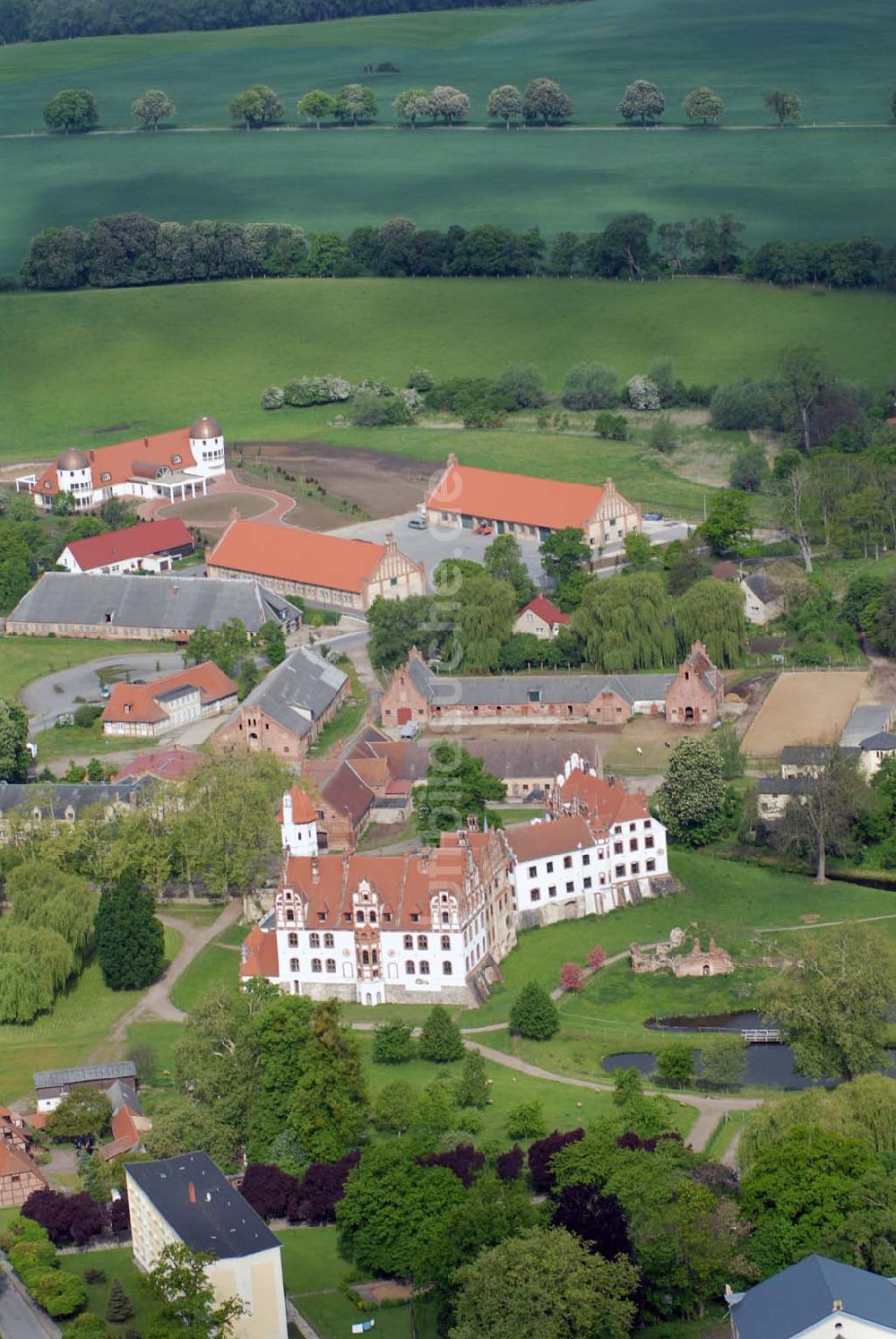 Basedow aus der Vogelperspektive: Schloß Basedow