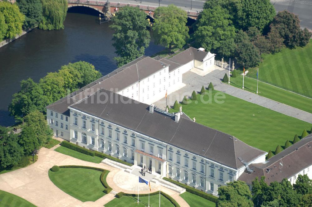 Luftbild Berlin - Schloß Bellevue im Berliner Tiergarten