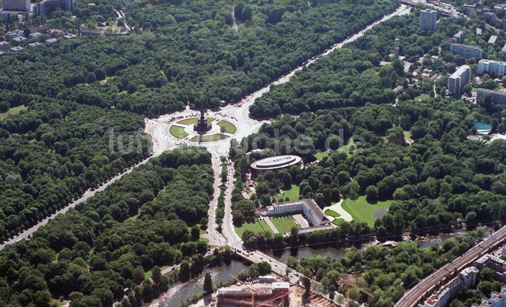 Berlin von oben - Schloss Bellevue und Siegessäule in Berlin-Tiergarten