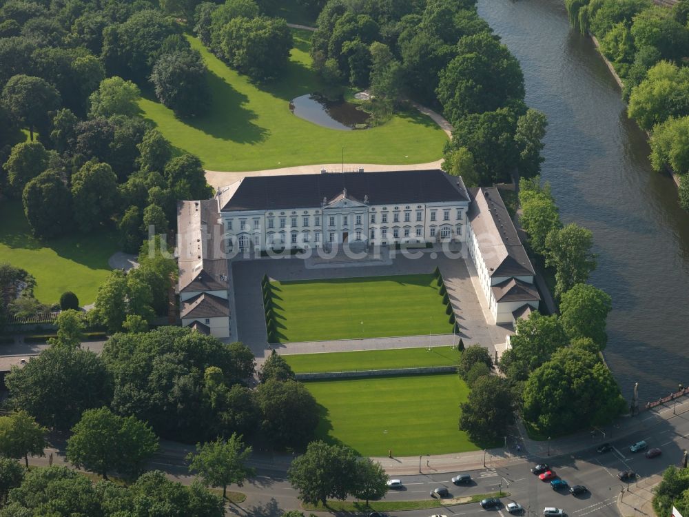 Berlin aus der Vogelperspektive: Schloß Bellvue Berlin Tiergarten