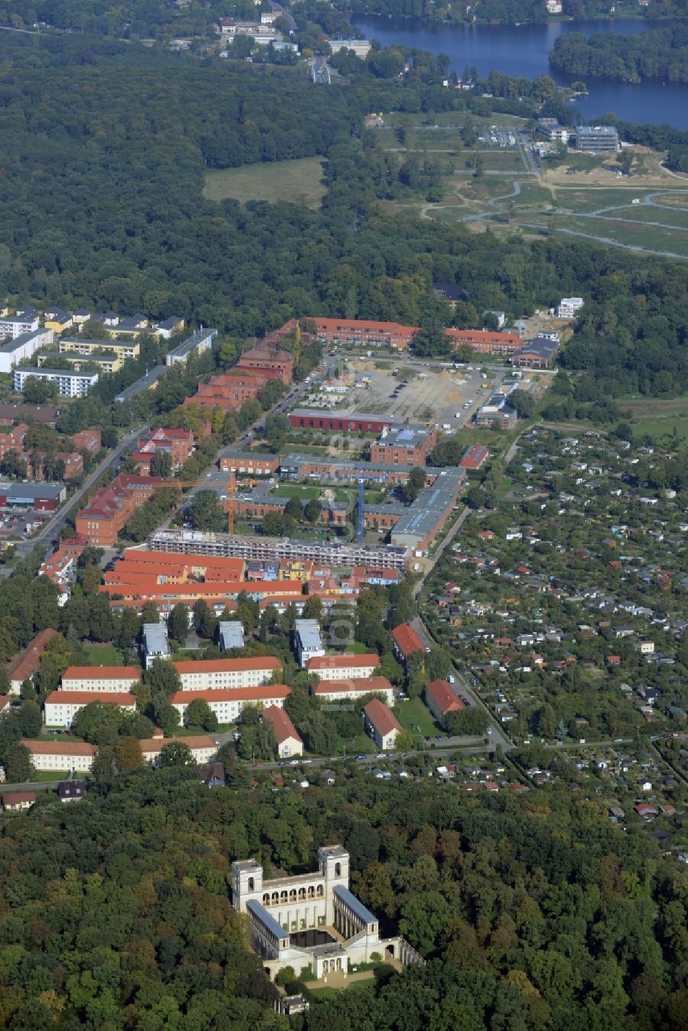 Potsdam aus der Vogelperspektive: Schloß Belvedere auf dem Pfingstberg in Potsdam im Bundesland Brandenburg