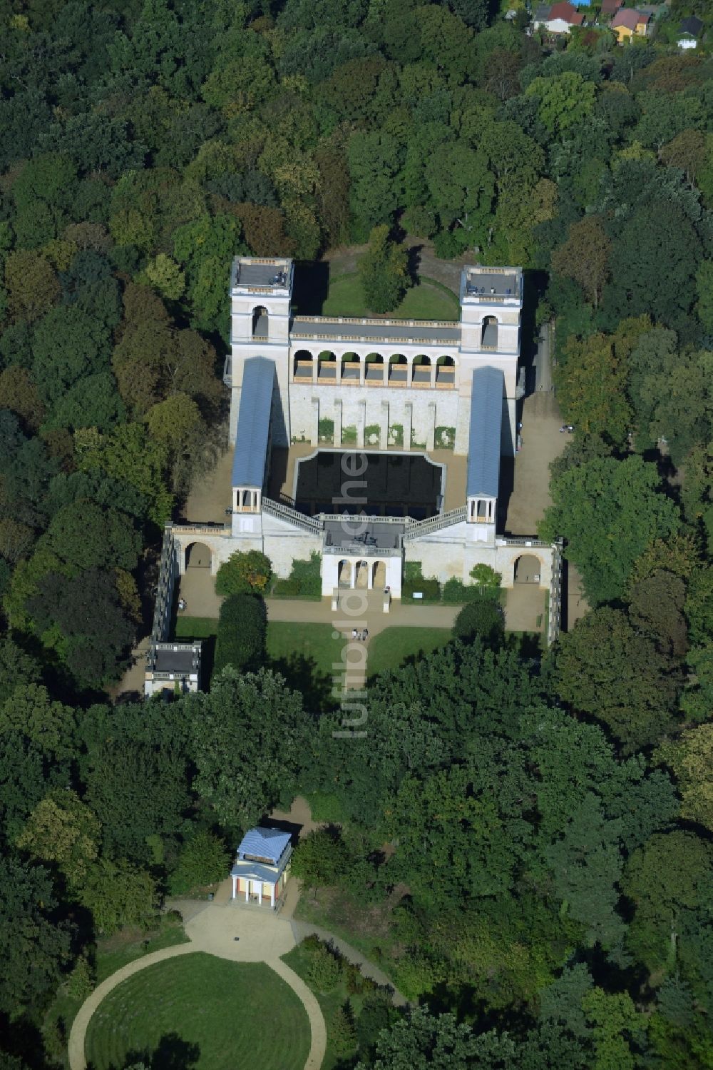 Luftaufnahme Potsdam - Schloß Belvedere auf dem Pfingstberg in Potsdam im Bundesland Brandenburg