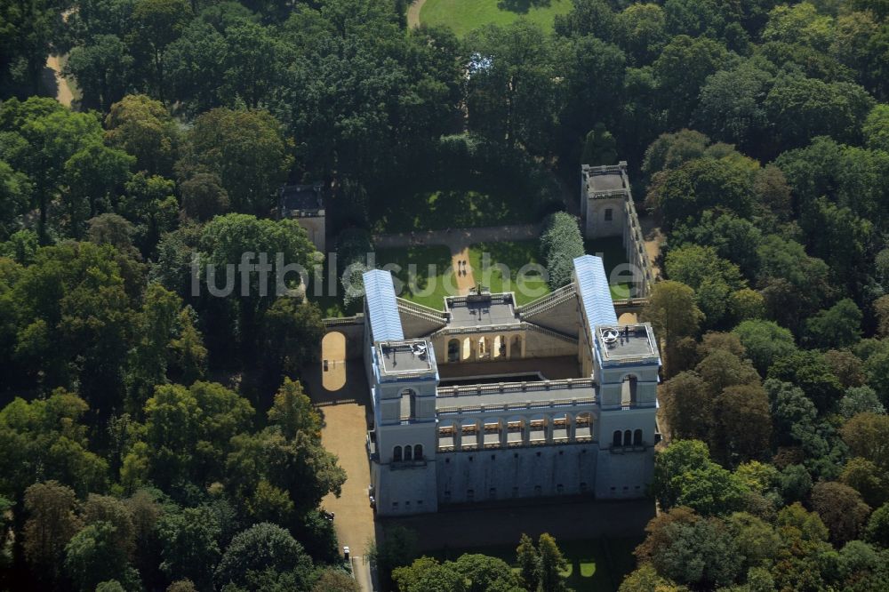 Potsdam aus der Vogelperspektive: Schloß Belvedere auf dem Pfingstberg in Potsdam im Bundesland Brandenburg