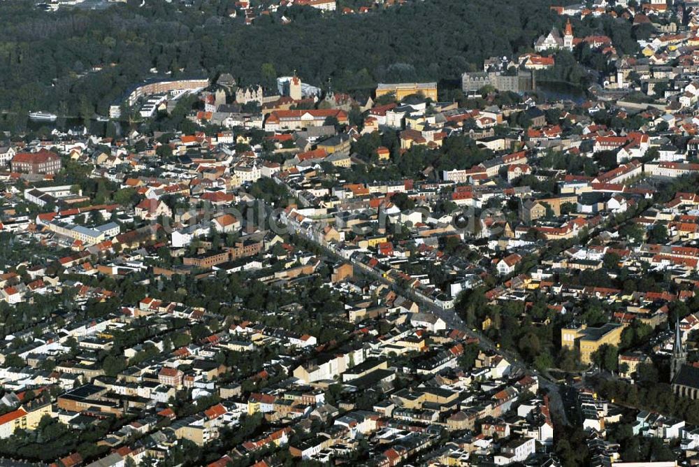 Bernburg aus der Vogelperspektive: Schloss Bernburg