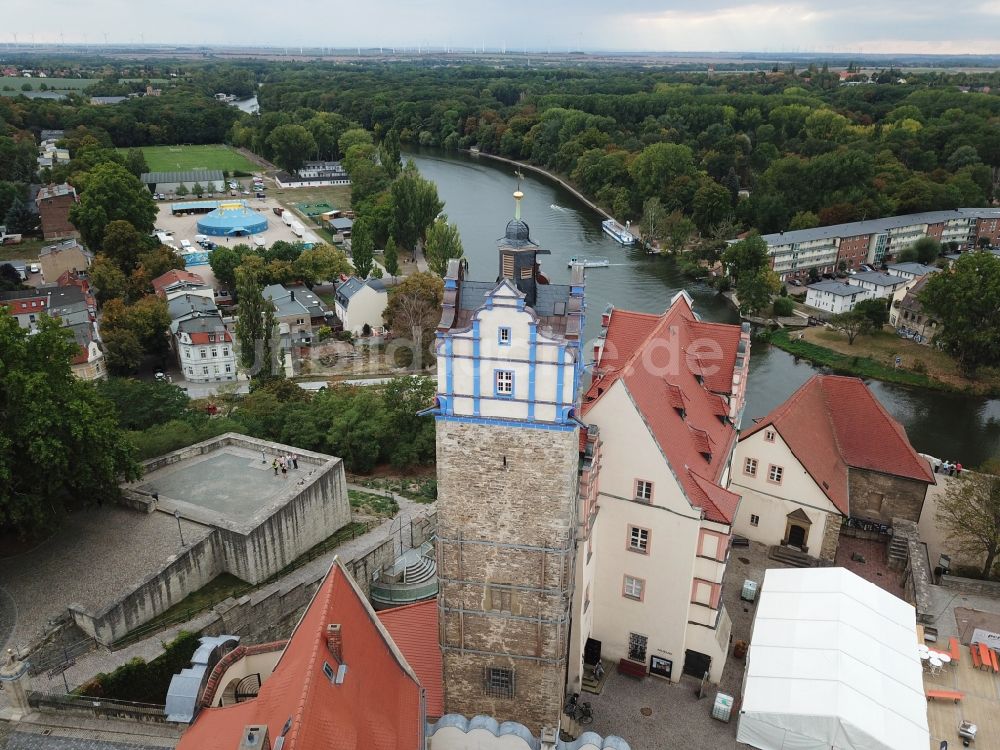 Luftaufnahme Bernburg (Saale) - Schloss Bernburg in Bernburg ( Saale ) im Bundesland Sachsen-Anhalt, Deutschland