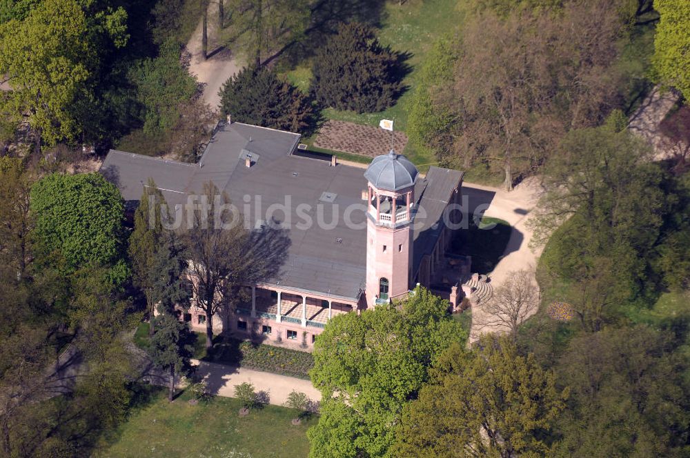 Berlin von oben - Schloß Biesdorf in Berlin