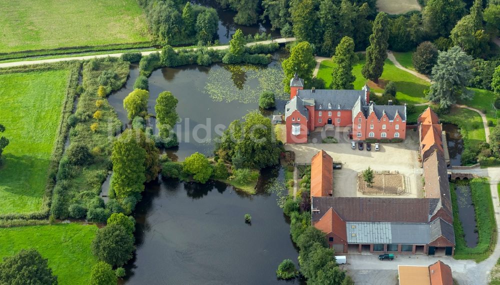 Luftbild Neukirchen-Vluyn - Schloss Bloemersheim bei Neukirchen-Vluyn im Bundesland Nordrhein-Westfalen