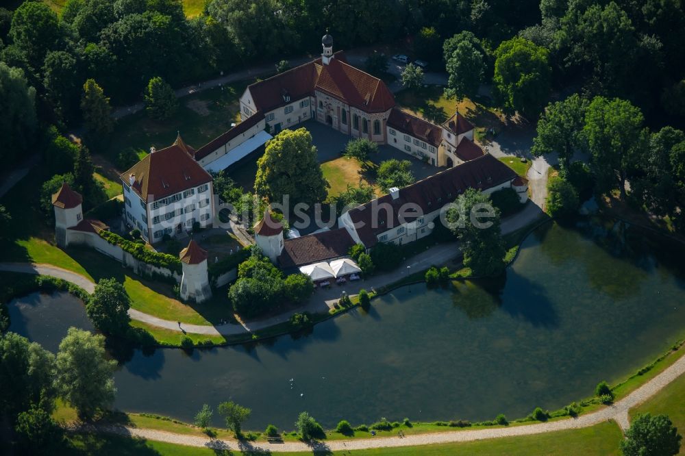 München von oben - Schloss Blutenburg in München im Bundesland Bayern