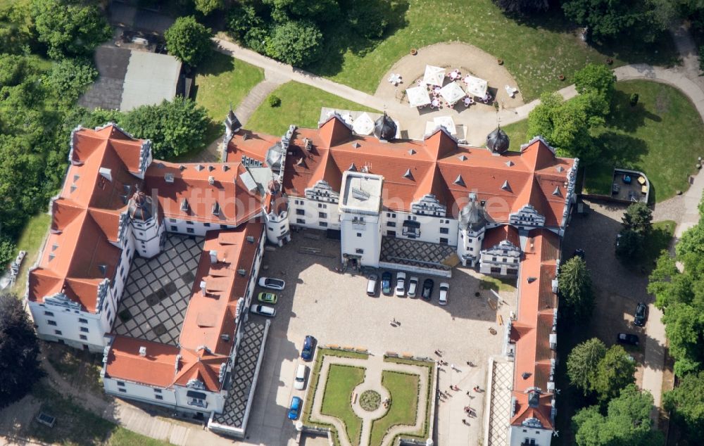 Boitzenburg aus der Vogelperspektive: Schloss Boitzenburg im Boitzenburger Land in der Uckermark im Bundesland Brandenburg