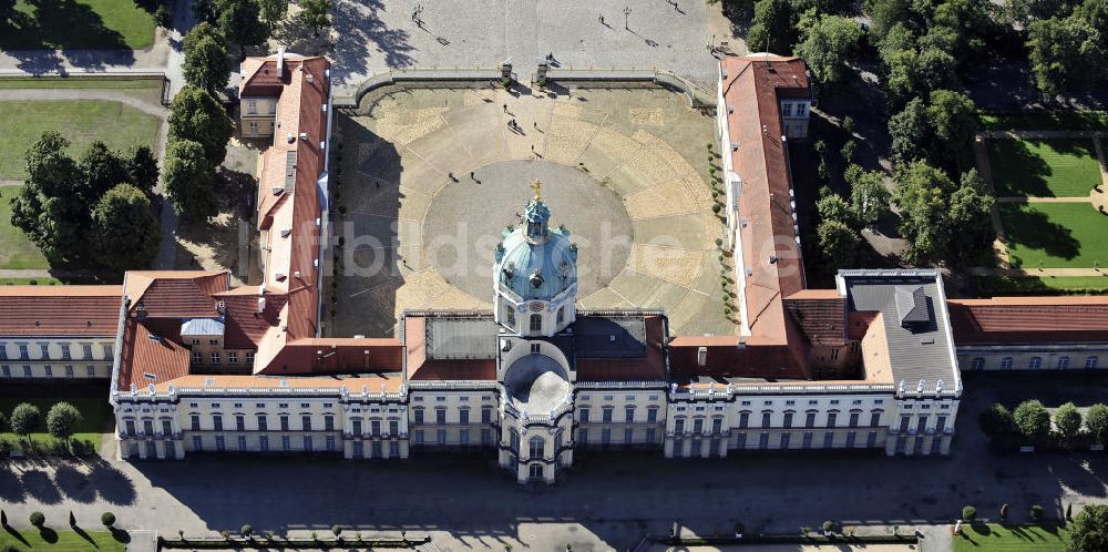 Luftaufnahme Berlin - Schloss Charlottenburg