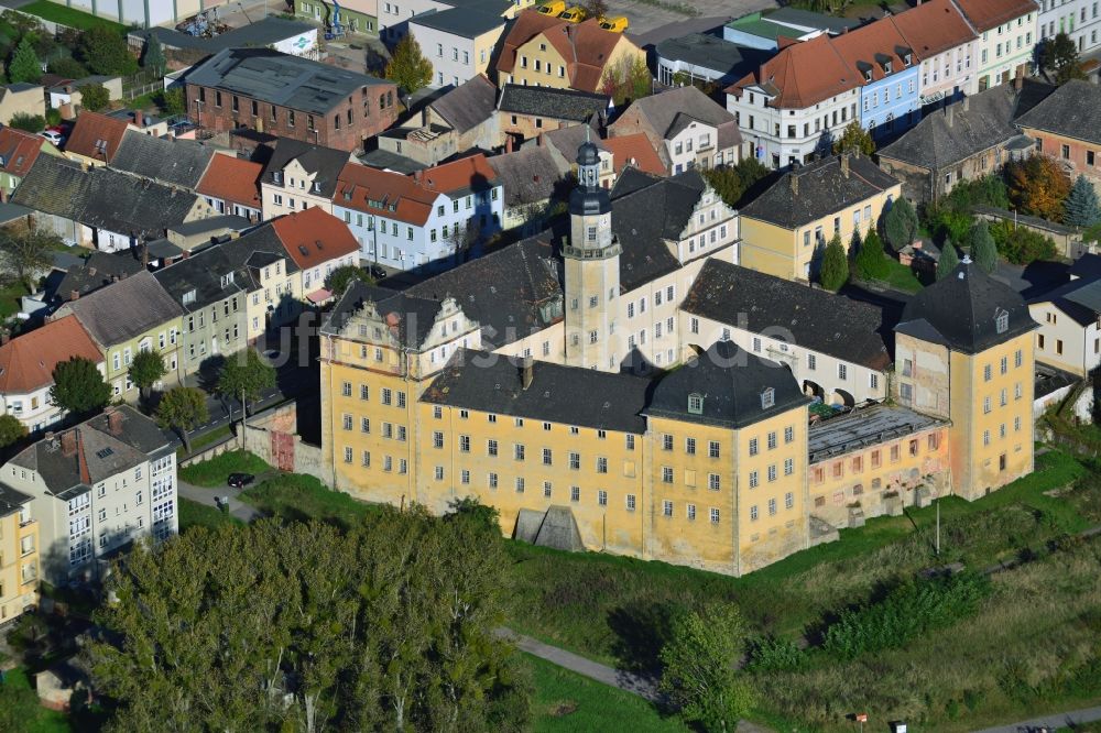 Luftbild Coswig (Anhalt) - Schloss in Coswig (Anhalt) im Bundesland Sachsen-Anhalt