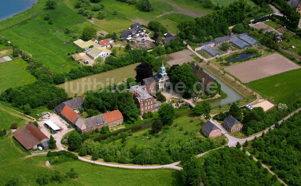 Wesel aus der Vogelperspektive: Schloss Diersfordt