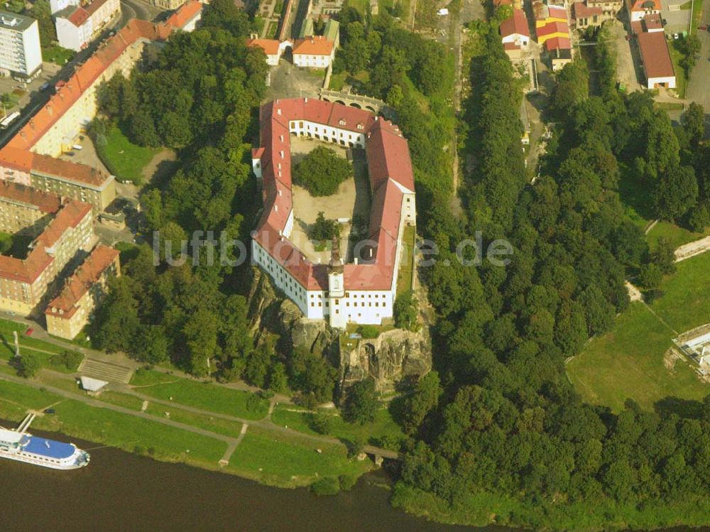 Luftaufnahme D??ín (Tetschen-Bodenbach) - Schloss von D??ín