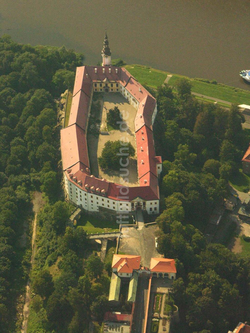 Luftaufnahme D??ín (Tetschen-Bodenbach) - Schloss von D??ín