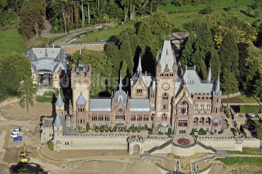 Königswinter aus der Vogelperspektive: Schloss Drachenburg