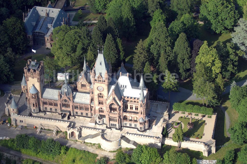 Königswinter aus der Vogelperspektive: Schloss Drachenburg in Königswinter