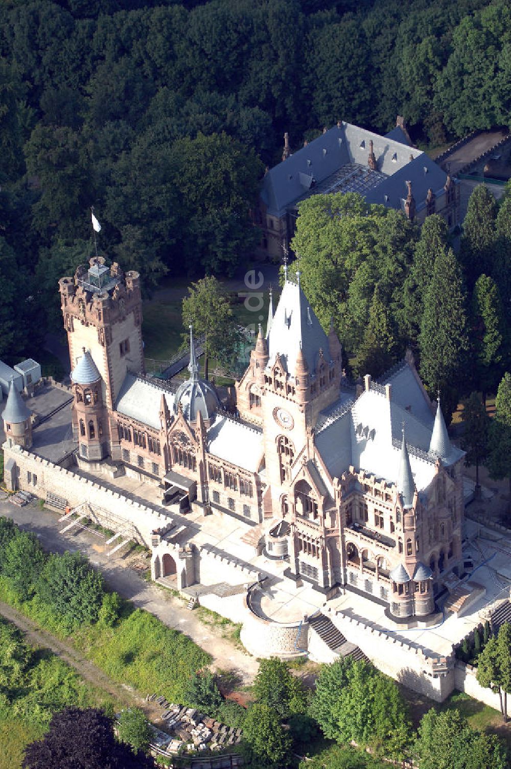 Luftbild Königswinter - Schloss Drachenburg in Königswinter