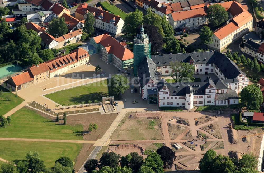 Luftaufnahme Ohrdruf - Schloss Ehrenstein mit Parkanlage in Ohrdruf im Bundesland Thüringen