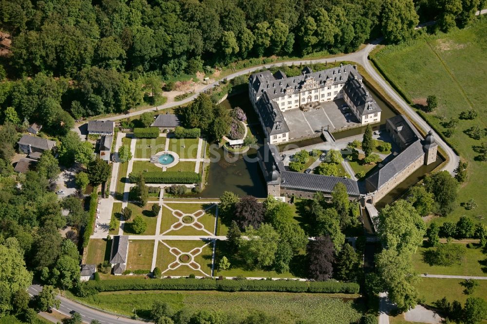 Engelskirchen OT Ehreshoven von oben - Schloss Ehreshoven in Engelskirchen im Bundesland Nordrhein-Westfalen