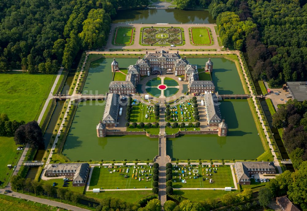 Luftaufnahme Nordkirchen - Schloss der Fachhochschule für Finanzen Nordrhein Westfalen Bibliothek in Nordkirchen im Bundesland Nordrhein-Westfalen, Deutschland