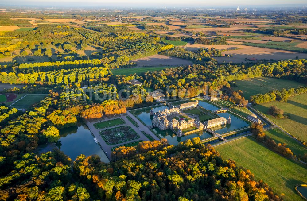 Nordkirchen von oben - Schloss der Fachhochschule für Finanzen Nordrhein Westfalen Bibliothek in Nordkirchen im Bundesland Nordrhein-Westfalen, Deutschland