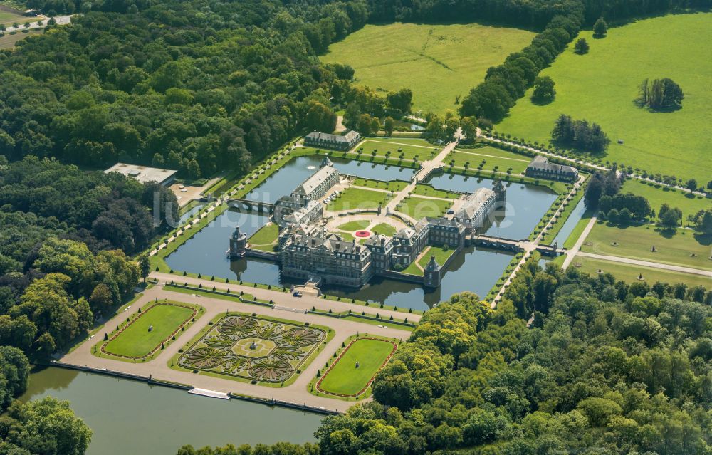 Nordkirchen von oben - Schloss der Fachhochschule für Finanzen Nordrhein Westfalen Bibliothek in Nordkirchen im Bundesland Nordrhein-Westfalen, Deutschland