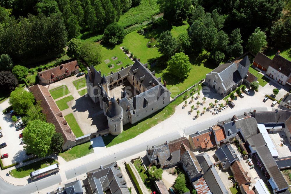 Luftbild Fougers-sur-Bievre - Schloss Fougères-sur-Bièvre