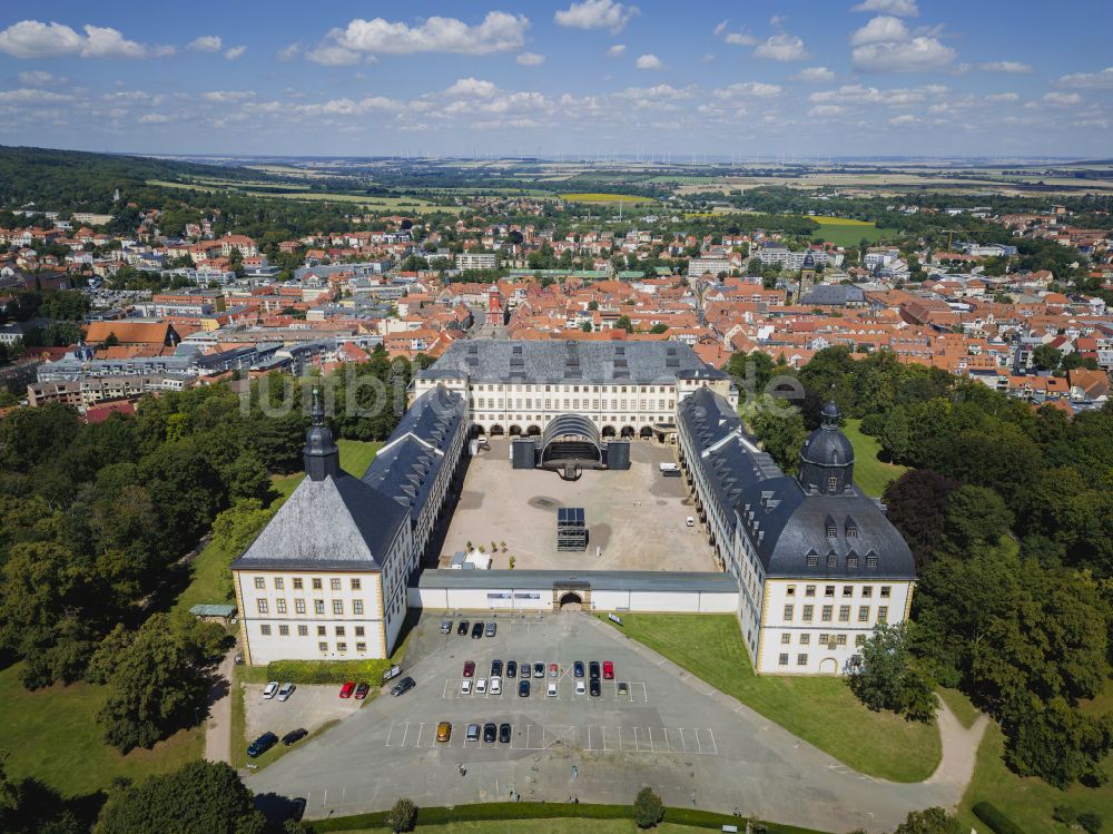 Gotha aus der Vogelperspektive: Schloss Friedenstein in Gotha im Bundesland Thüringen