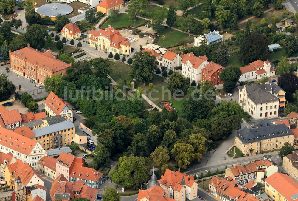 Luftaufnahme Bad Langensalza - Schloss Friederikenschlösschen und Parkanlage in Thüringen