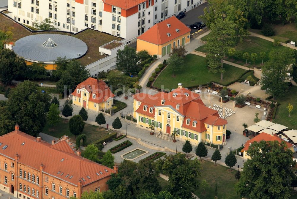 Bad Langensalza von oben - Schloss Friederikenschlösschen und Parkanlage in Thüringen