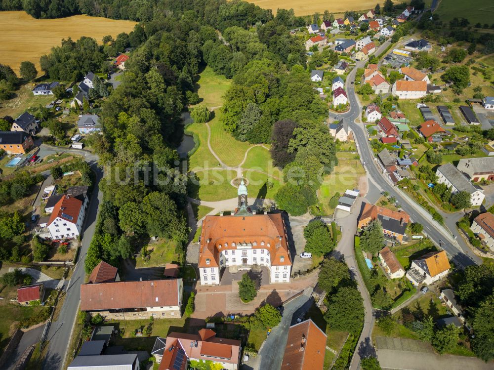 Glashütte aus der Vogelperspektive: Schloss in Glashütte im Bundesland Sachsen, Deutschland