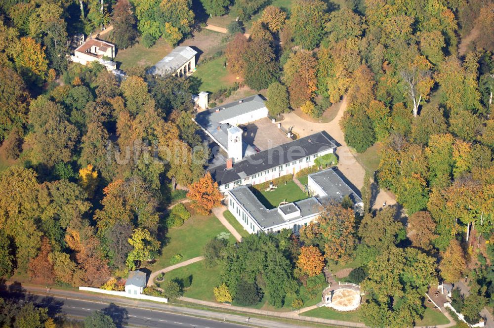 Berlin von oben - Schloss Glienicke