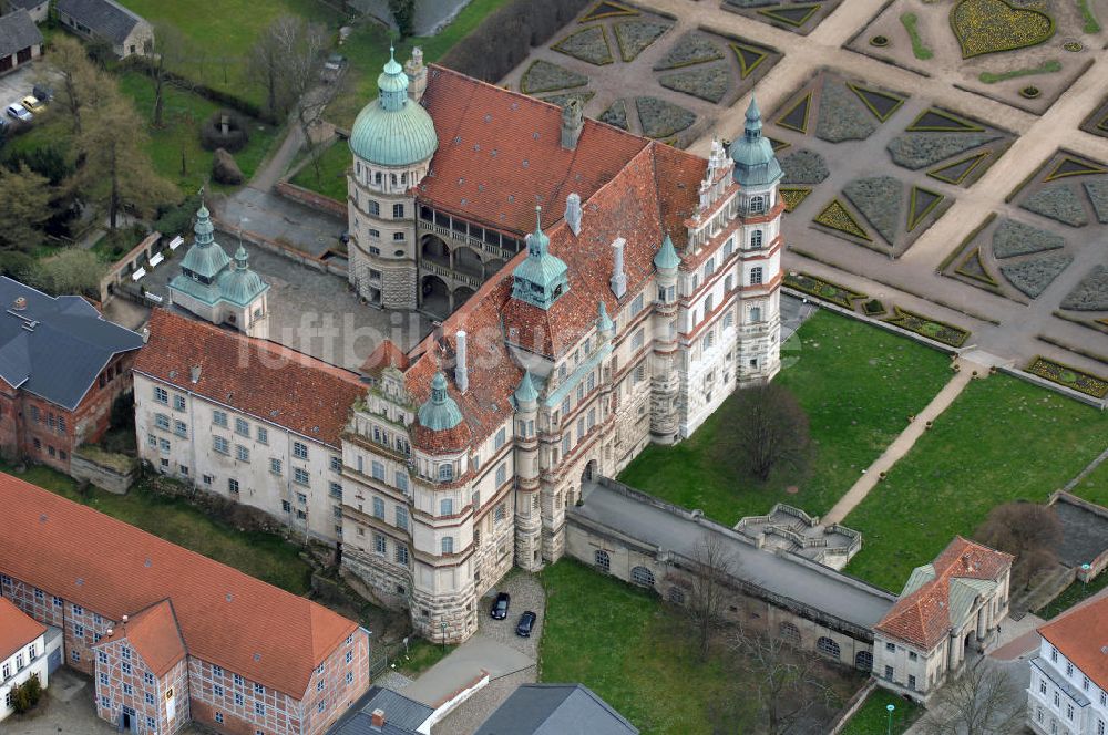 Güstrow von oben - Schloss Güstrow, es gilt als eines der bedeutendsten Renaissancebauwerke Norddeutschlands