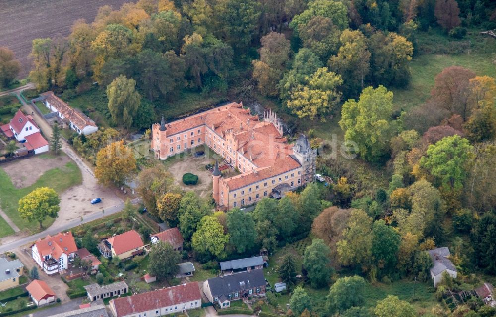 Luftaufnahme Gusow-Platkow - Schloss Gusow in Gusow-Platkow im Bundesland Brandenburg