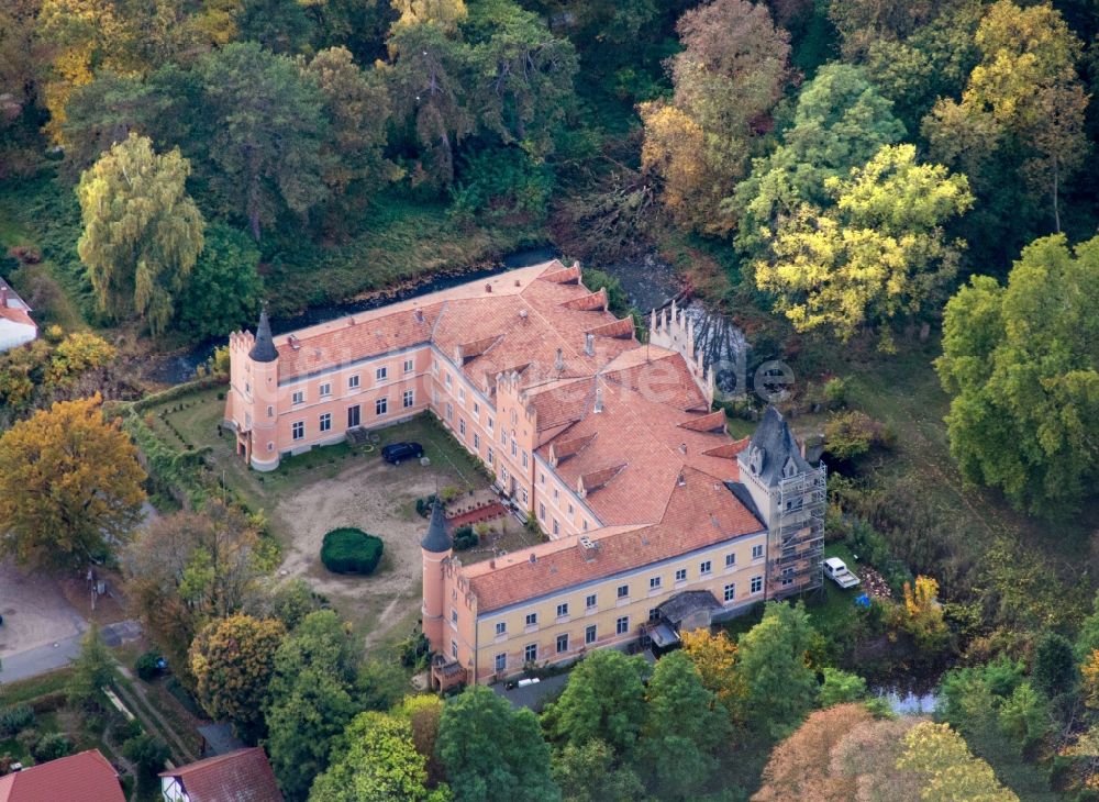 Luftaufnahme Gusow-Platkow - Schloss Gusow in Gusow-Platkow im Bundesland Brandenburg