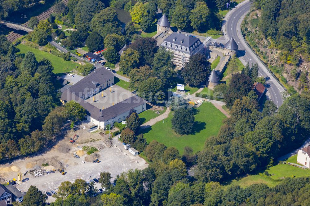 Velbert von oben - Schloss Hardenberg im Ortsteil Neviges in Velbert im Bundesland Nordrhein-Westfalen