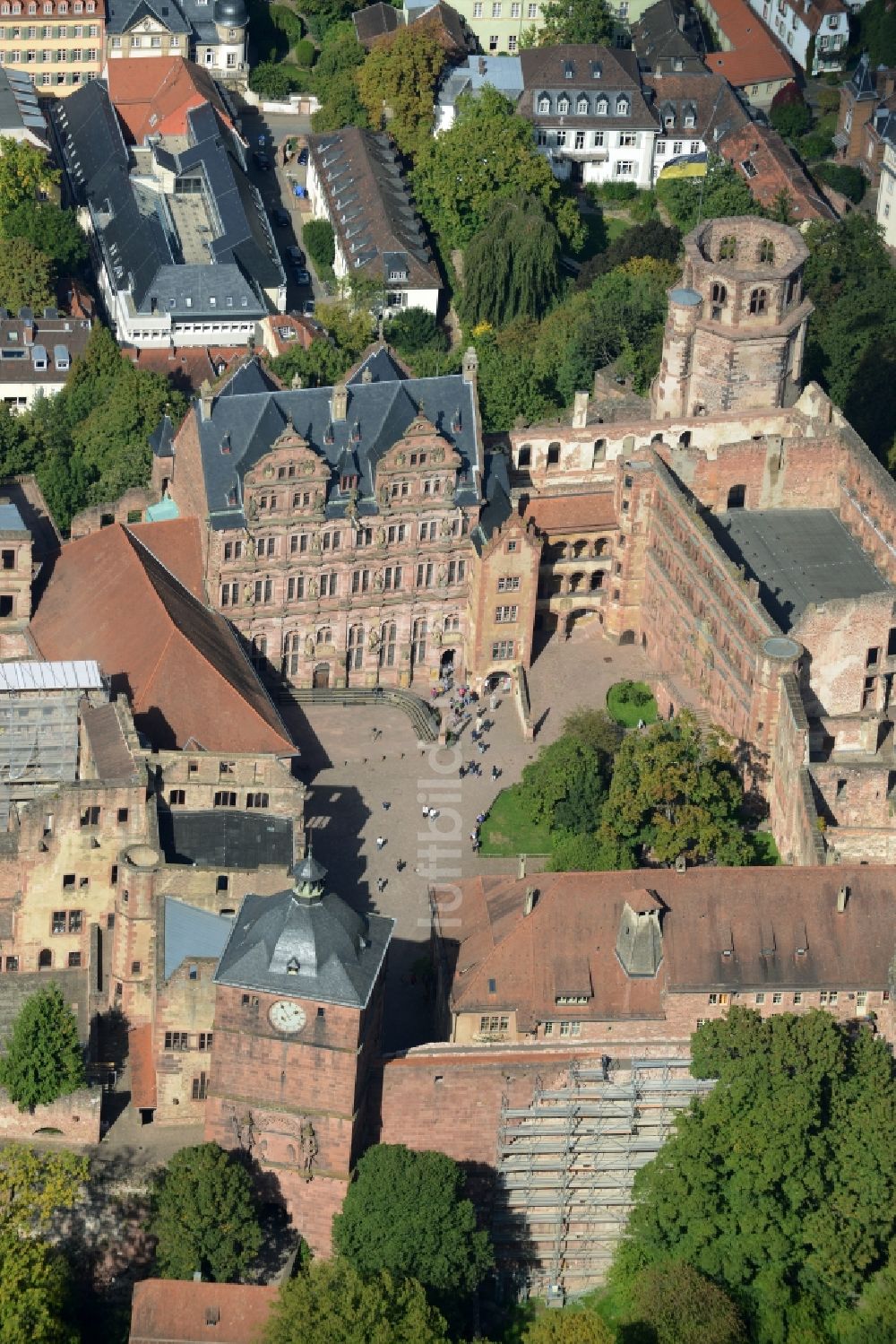 Heidelberg von oben - Schloss Heidelberg in Heidelberg im Bundesland Baden-Württemberg