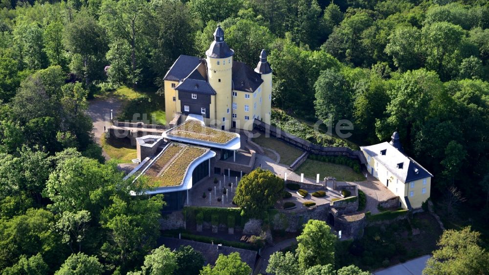 Nümbrecht von oben - Schloss Homburg in Nümbrecht im Bundesland Nordrhein-Westfalen, Deutschland