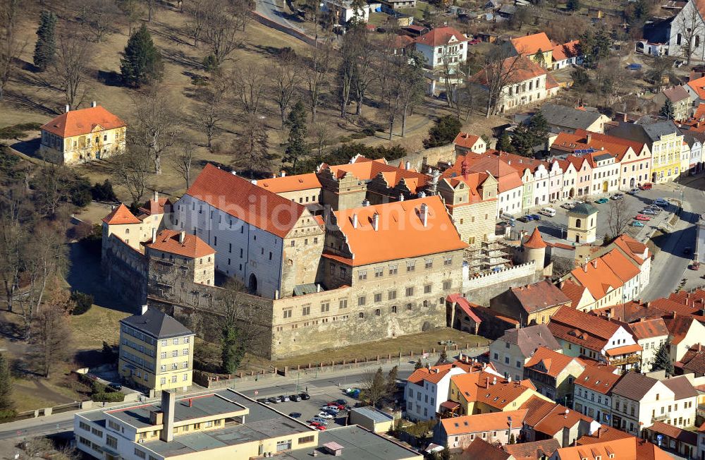 Luftaufnahme Horsovsky Tyn / Bischofteinitz - Schloss Horsovsky Tyn / Bischofteinitz