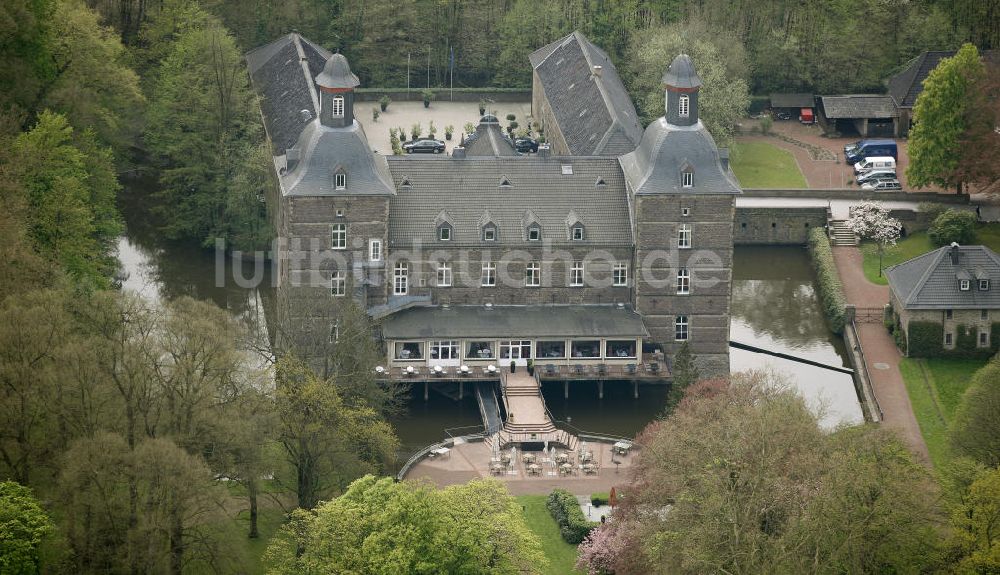 Luftbild Kettwig / Essen - Schloss Hugenpoet ( Hugenpoot ) im Essener Stadtteil Kettwig