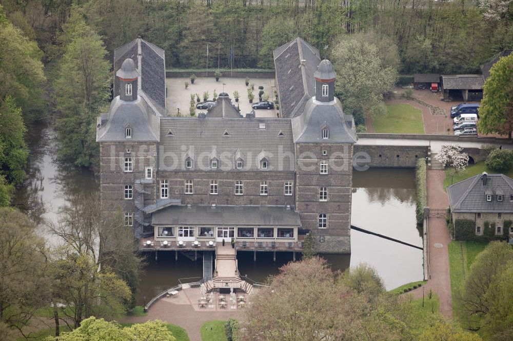 Luftaufnahme Kettwig / Essen - Schloss Hugenpoet ( Hugenpoot ) im Essener Stadtteil Kettwig