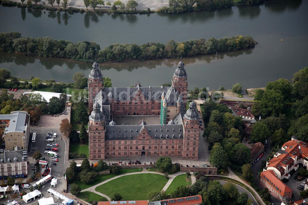 Aschaffenburg von oben - Schloss Johannisburg in Aschaffenburg