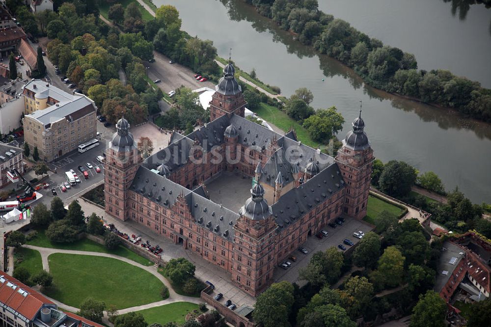 Aschaffenburg aus der Vogelperspektive: Schloss Johannisburg in Aschaffenburg