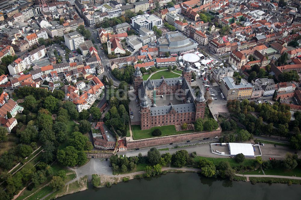 Luftaufnahme Aschaffenburg - Schloss Johannisburg in Aschaffenburg