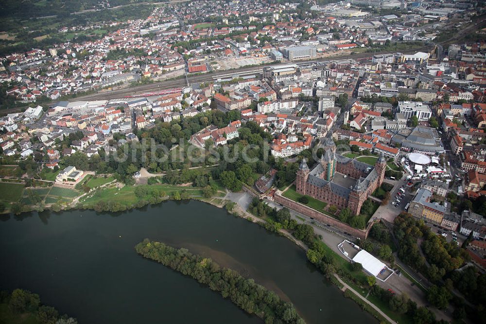 Aschaffenburg von oben - Schloss Johannisburg in Aschaffenburg