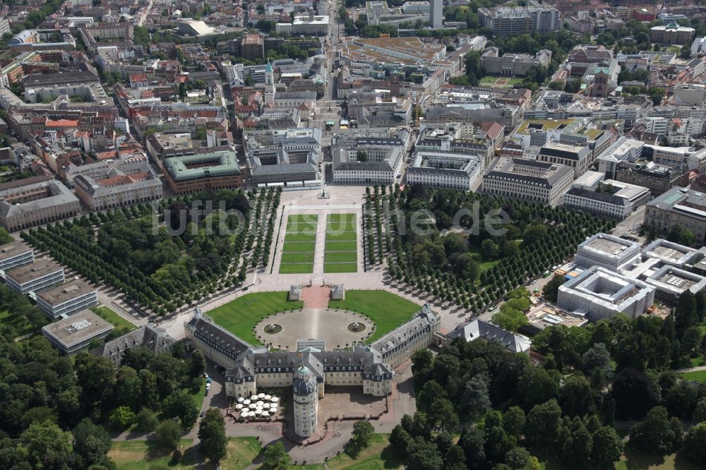 Luftaufnahme Karlsruhe - Schloss Karlsruhe im Bundesland Baden-Württemberg