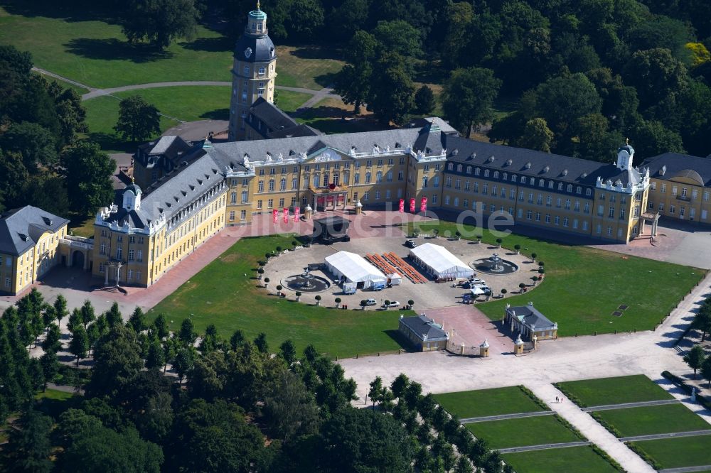 Luftaufnahme Karlsruhe - Schloss Karlsruhe im Bundesland Baden-Württemberg