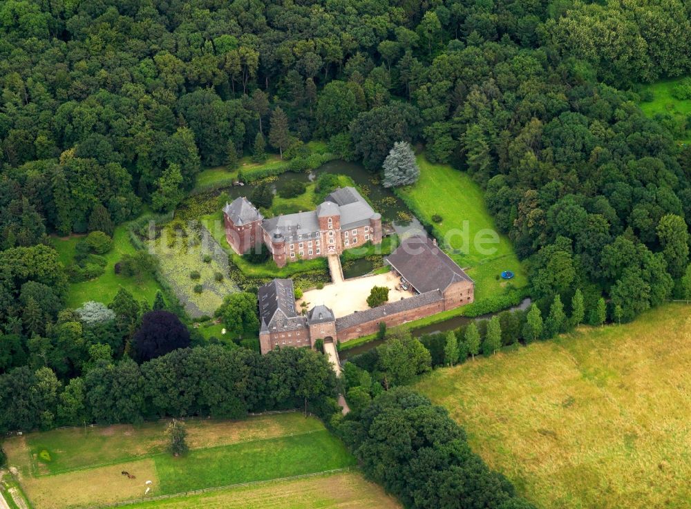 Luftbild Jülich - Schloss Kellenberg im Stadtteil Barmen in Jülich im Bundesland Nordrhein-Westfalen