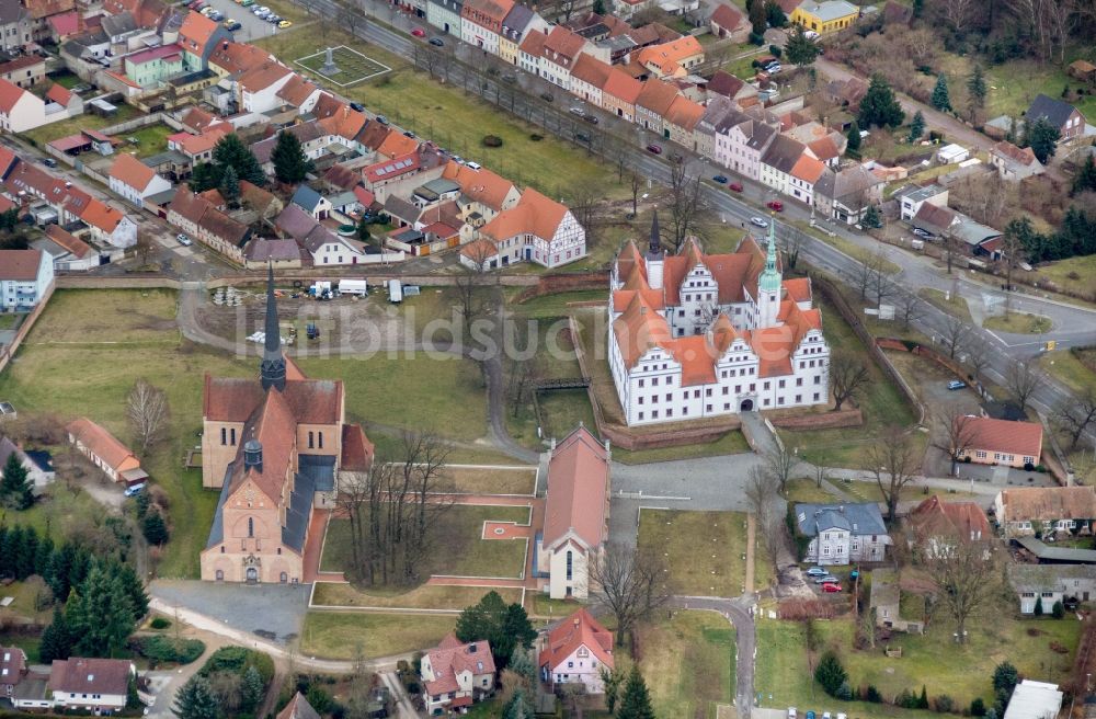 Luftaufnahme Doberlug-Kirchhain - Schloss und Klosterkirche Doberlug im Bundesland Brandenburg